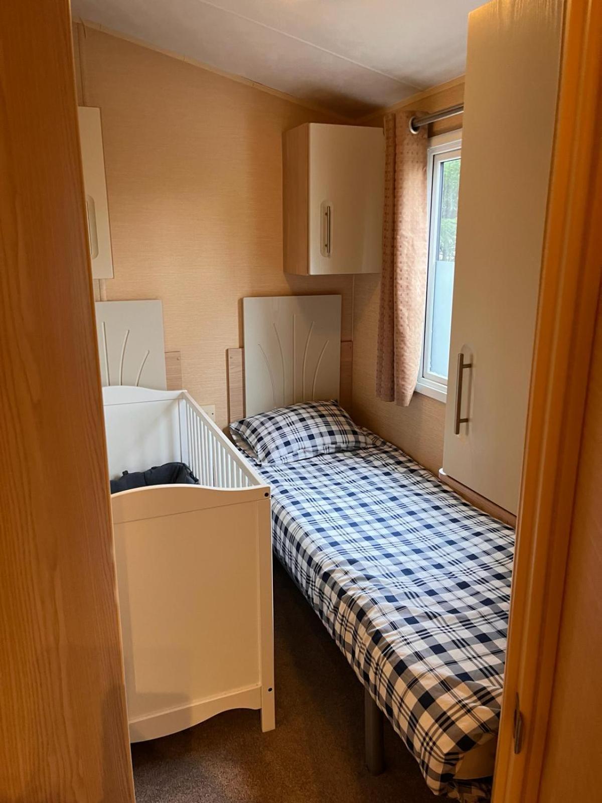 Bungalow Willerby Maasmechelen Buitenkant foto